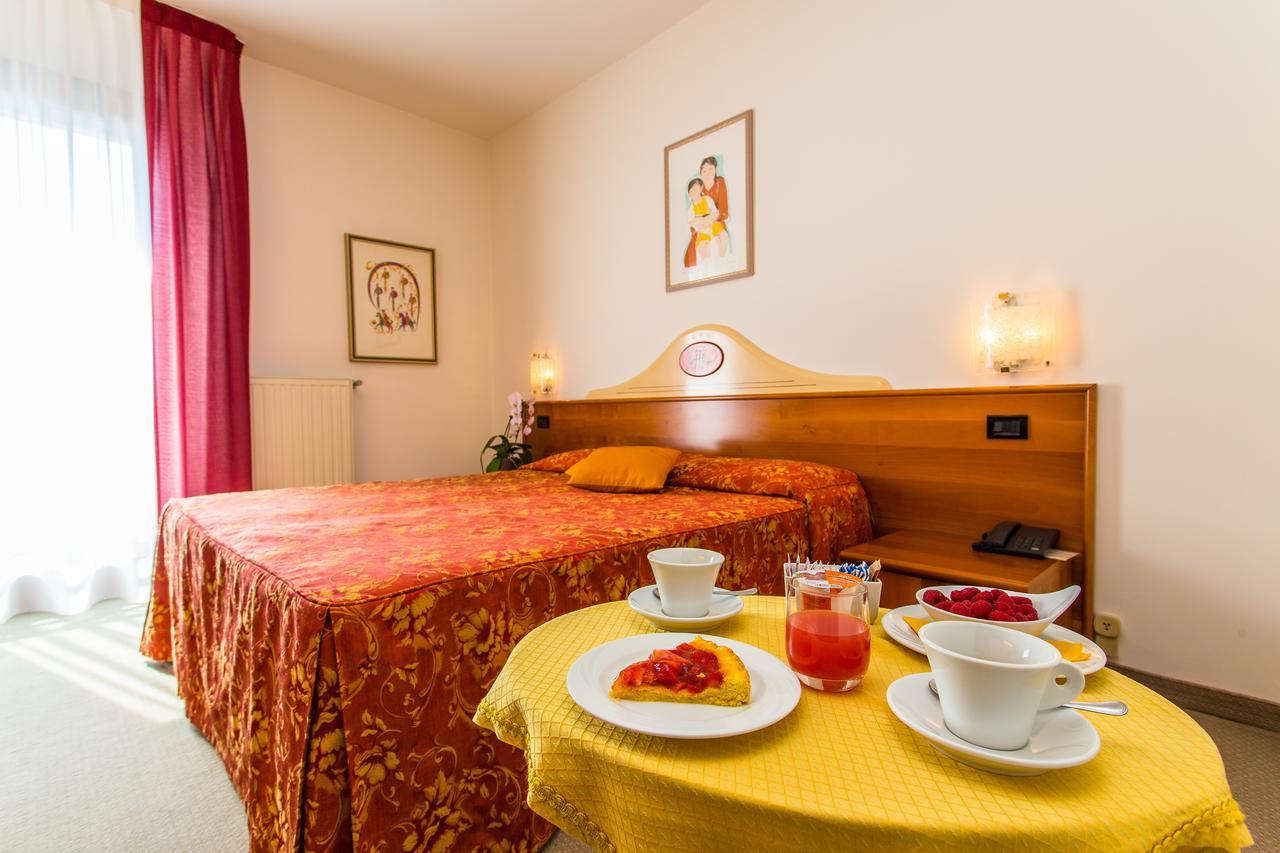 Fener Hotel Tegorzo מראה חיצוני תמונה