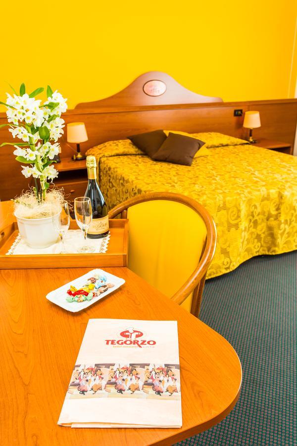 Fener Hotel Tegorzo מראה חיצוני תמונה